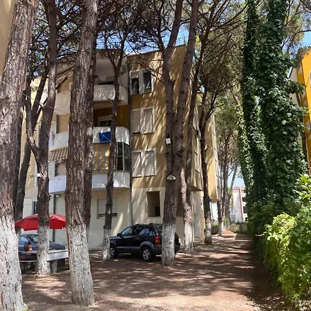 8 Appartamento *